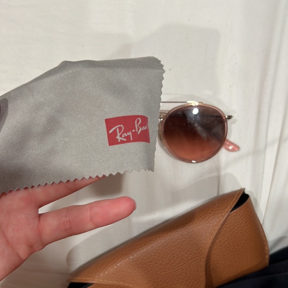 Ray bans - Picture 3 of 3